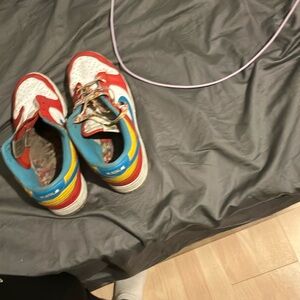 Selling these for 20 go for like 80